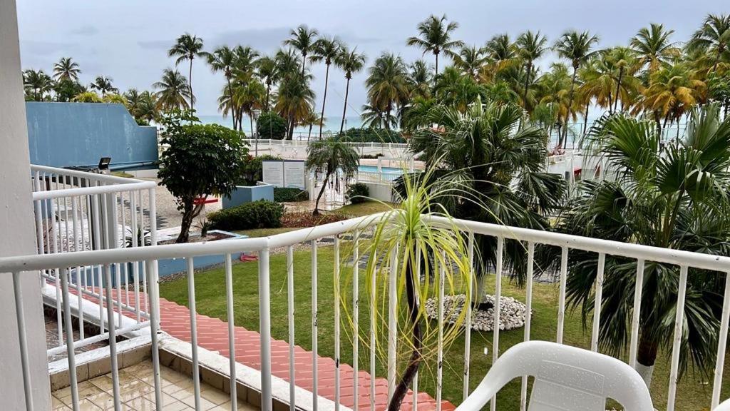 Beachfront Tropical Tantra Apartment San Juan Exterior foto