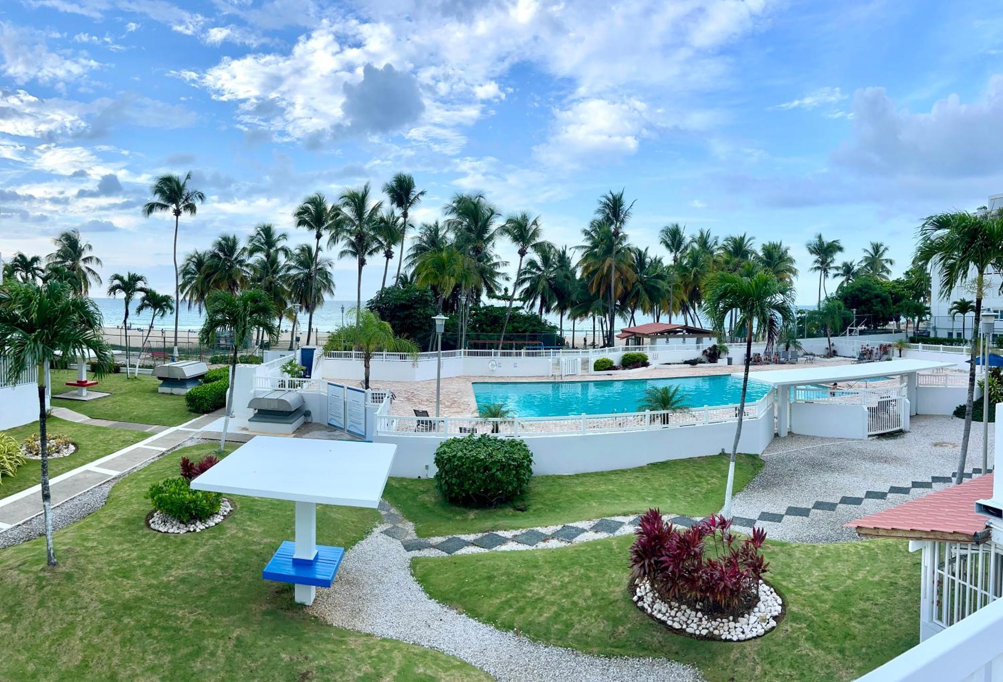 Beachfront Tropical Tantra Apartment San Juan Exterior foto